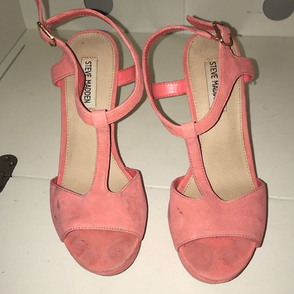 Pink velvet Steve Madden heels